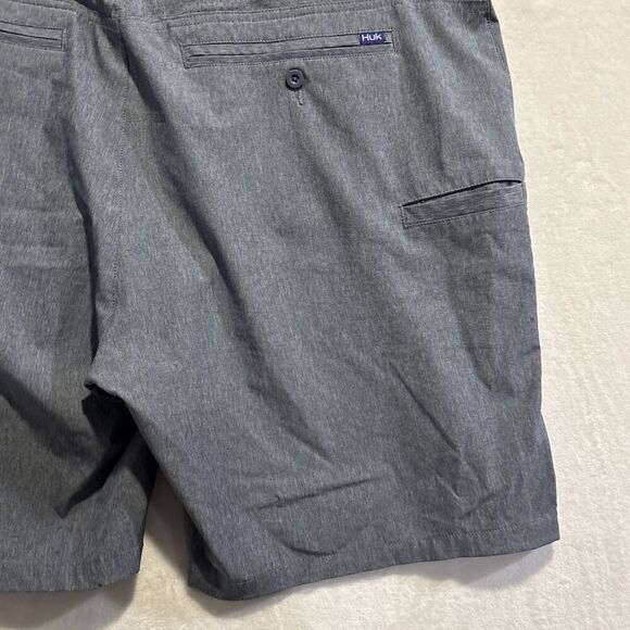 Huk Beacon Men's XXL Blue 9" Inseam Shorts Fishing Stretch Performance Outdoors - Picture 10 of 15
